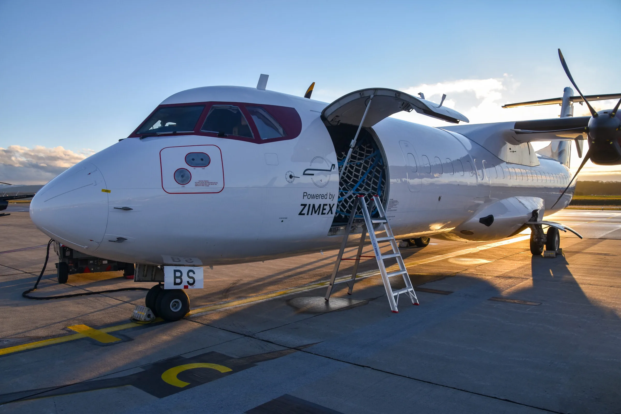The Afrijet ATR 72-500F with its cargo door open.